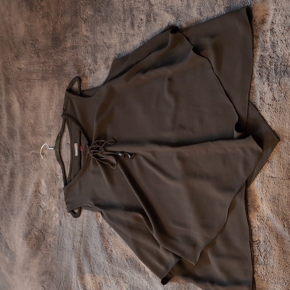 Vince Camuto| Black Lined Sleeveless Lace Up Front Tunic - Picture 8 of 13